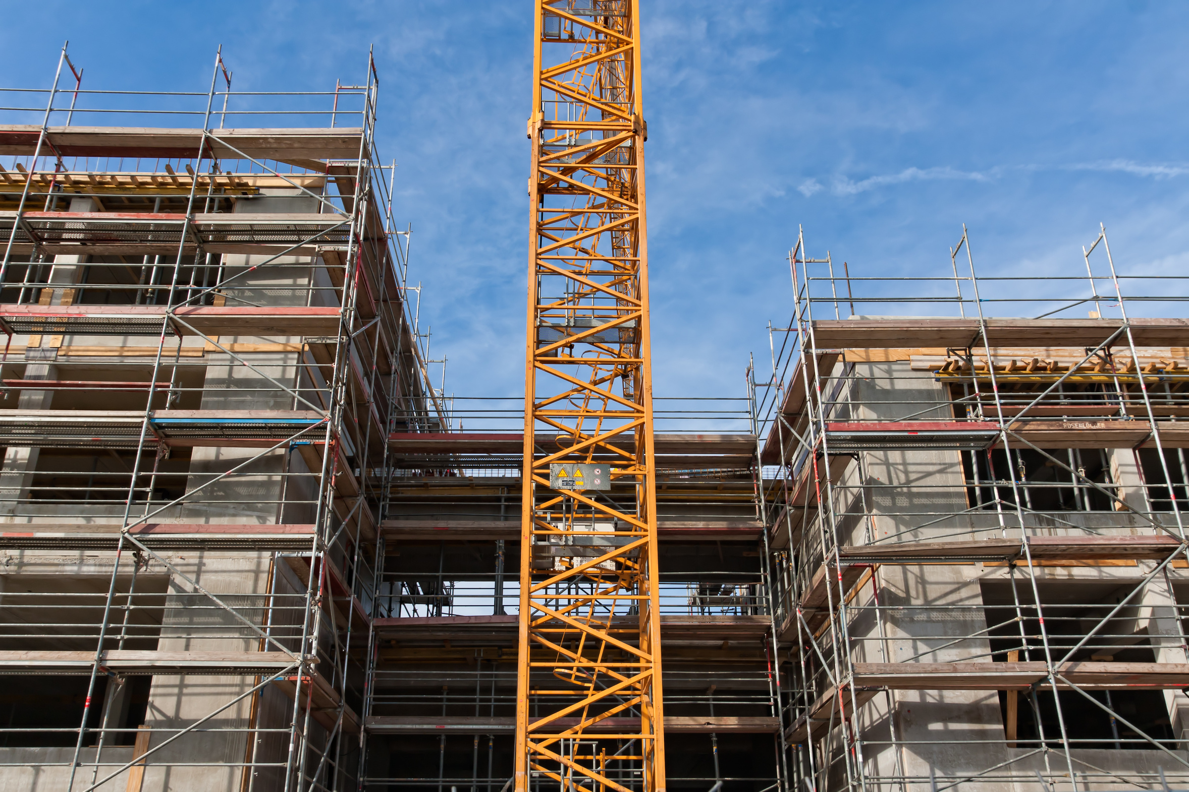 Die Begleitung von Baumaßnahmen in verschiedenen Bereichen des Bauens stellt einen Schwerpunkt unserer Arbeit dar.